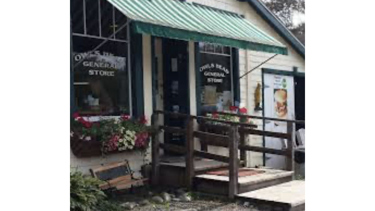 Owls Head General Store